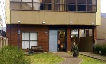 Imagem: Porto Alegre - Prédio Inteiro - Tristeza