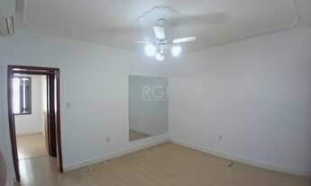 Imagem 2: Apartamento 2 dormitórios com pátio no bairro São João Porto Alegre