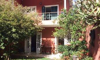 Imagem: Sobrado para venda tem 300 metros quadrados