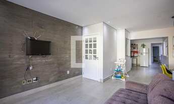 Imagem 2: Casa para Aluguel - Santa Maria, 5 Quartos, 210 m2