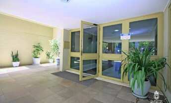 Imagem 2: Porto Alegre - Apartamento Padrão - Cristal