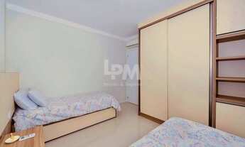 Imagem 4: Apartamento com Piscina para temporada em Bombinhas!