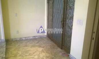 Imagem 3: ATLÂNTICA DEBRUÇADA NA PRINCESINHA DO MAR