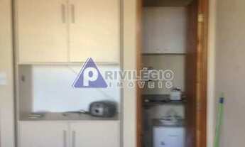 Imagem 4: Linda sala comercial, ampla e totalmente reformada , constituída de 30m² no Centro do RJ