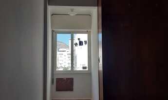Imagem 3: Apartamento para venda possui 85 metros quadrados com 2 quartos em Copacabana - Rio de Jan
