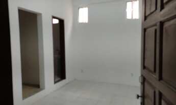 Imagem 2: Apartamento para aluguel possui 65 metros quadrados com 2 quartos em Bonfim - Salvador - B