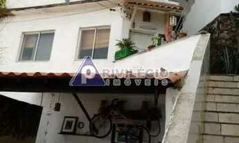 Imagem 3: Privilégio Imóveis vende: Excelente casa com cinco pavimentos no Vidigal