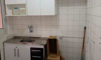 Imagem 6: Aluga uma kitnet no Capão dez minutos do metrô pra moça solteira