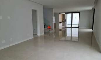 Imagem 3: Casa Duplex Alphaville Manaus 4/ 4 suítes+ Escritório/Churrasqueira/ Piscina!