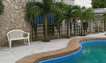 Imagem: Casa para aluguel possui 200 metros quadrados