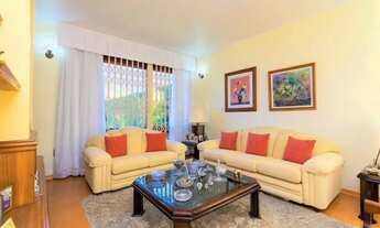 Imagem 2: Casa para Venda - 228m², 4 dormitórios, sendo 1 suites, 5 vagas - Teresópolis