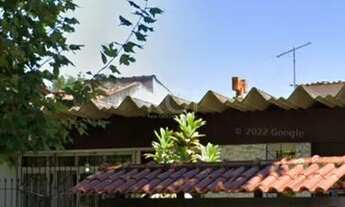 Imagem 2: Casa de três dormitórios, suíte e quatro vagas de garagem junto ao shoping Iguatemi, no ba