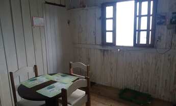 Imagem: Casa 2 quarto. (E MORRO