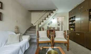 Imagem: SOBRADO COM 2 DORMITÓRIOS, GARAGEM, EDICULA