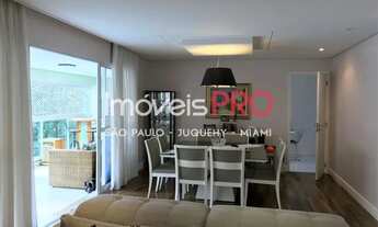 Imagem 3: Apartamento em excelente localização em Moema, 205m² com varanda gourmet!