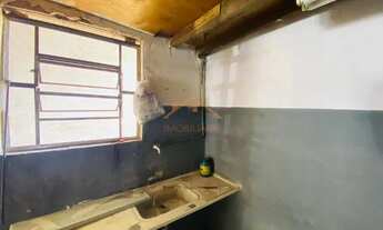 Imagem 2: Loja com aproximadamente 70m² composto por: 2 portas de aço,1 banheiro e 1 cozinha cozinha