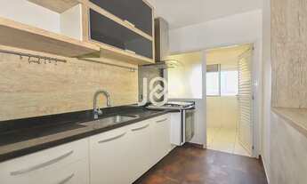 Imagem 6: APARTAMENTO ACONCHEGANTE COM VISTA PARA UM BOSQUE Apartamento aconchegante com vista para