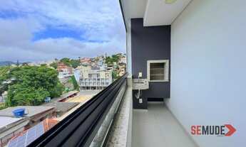 Imagem 2: Apartamento mobiliado com 2 dormitórios e 2 vagas + hobby box em Carvoeira - Florianópolis