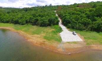 Imagem: Lote de 1000 M² às margens do lago Corumbá