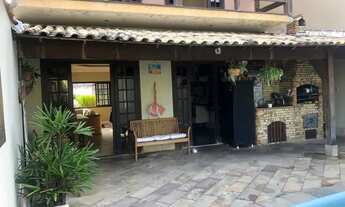 Imagem 5: Casa em condomínio com piscina, no centro, com RGI