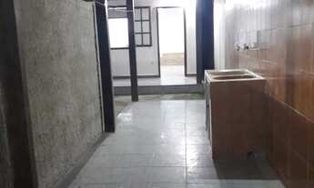 Imagem 2: Casa de 02 quartos, garagem e quintal independente Bairro Rio do Ouro - São Gonçalo