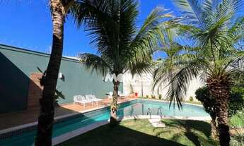 Imagem 3: Casa em Condomínio Fechado com 3 quartos (2 suítes) à venda, 525 m² por R$ 1.650.000 - Res