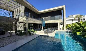 Imagem: EXCELENTE CASA COM 5 SUÍTES EM JURERÊ