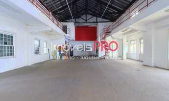 Imagem 4: Predio de tombado , de esquina com grande movimento de pedestre