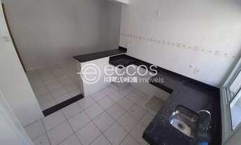 Imagem 4: Apartamento para aluguel, 2 quartos, 1 vaga, Alto Umuarama - Uberlândia/MG