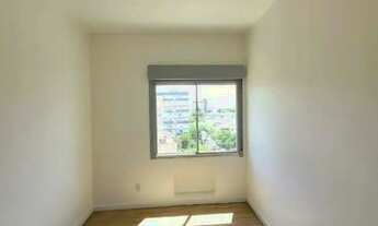 Imagem 5: Apartamento Central com Fácil Acesso a Ônibus e Principais Serviços