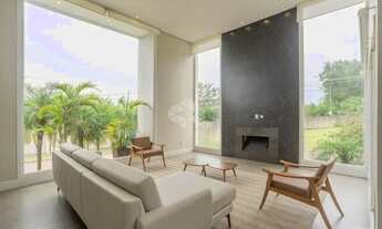 Imagem 2: Casa em Condomínio com 249m² e 3 dormitórios, 3 suítes, 4 vagas no bairro Alphaville em Po