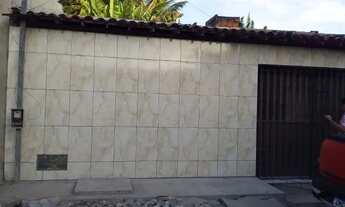 Imagem: VENDO CASA COM 3/4, SALA, GARAGEM, WC, COZINHA,ÁREA