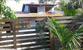 Imagem 3: Casa com 4 dormitórios na Praia da Ferrugem em Garopaba