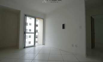 Imagem 3: 2 dormitórios no centro, sacada, cozinha separada