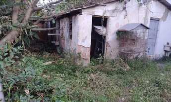 Imagem 4: TERRENO COM MEIA ÁGUA EM REALENGO