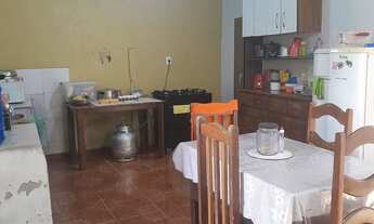 Imagem 7: Casa com terreno grande, excelente localização na área próxima a Augusto Montenegro