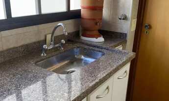 Imagem 7: Apartamento com fina mobília e decoração no centro da cidade