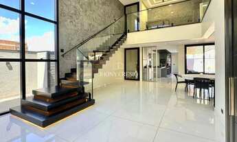 Imagem 2: Casa de Alto Padrão com 4 Suites com sacada e Automatizada. Jardins de Monet