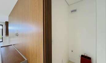 Imagem 4: Imóvel para aluguel possui 200 metros quadrados com 3 quartos