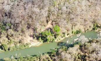 Imagem: Terreno 20.000 metros Beira Rio Verde Muito