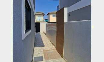 Imagem 6: Casa duplex com dois dormitórios com banheiro em itaipuaçu