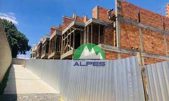 Imagem 2: Sobrado à venda, 167 m² por R$ 958.000,00 - Bom Retiro - Curitiba/PR