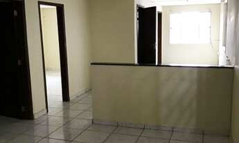 Imagem: Apto em Paranagua s/condominio e Kitnet