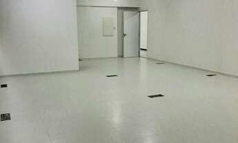 Imagem 5: AKG IMÓVEIS ALUGA CONJUNTO COMERCIAL NO BATEL