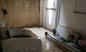 Imagem 6: Oportunidade. Apartamento com sala em dois ambientes, três quartos bem espaçosos e com