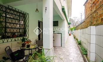 Imagem 5: PORTO ALEGRE - Casa Padrão - Menino Deus