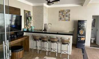 Imagem 4: Casa de condomínio para venda possui 290 metros quadrados com 4 quartos