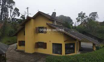 Imagem 2: Casa à Venda com Preço de Oportunidade na Região do Atalaia - Campos do Jordão/SP