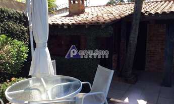 Imagem 2: Casa de rua à venda, 3 quartos, 1 suíte, varanda, quintal, piscina, 399m², JACAREPAGUÁ - R