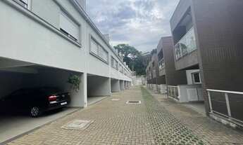 Imagem 2: Porto Alegre - Casa Padrão - Cristal